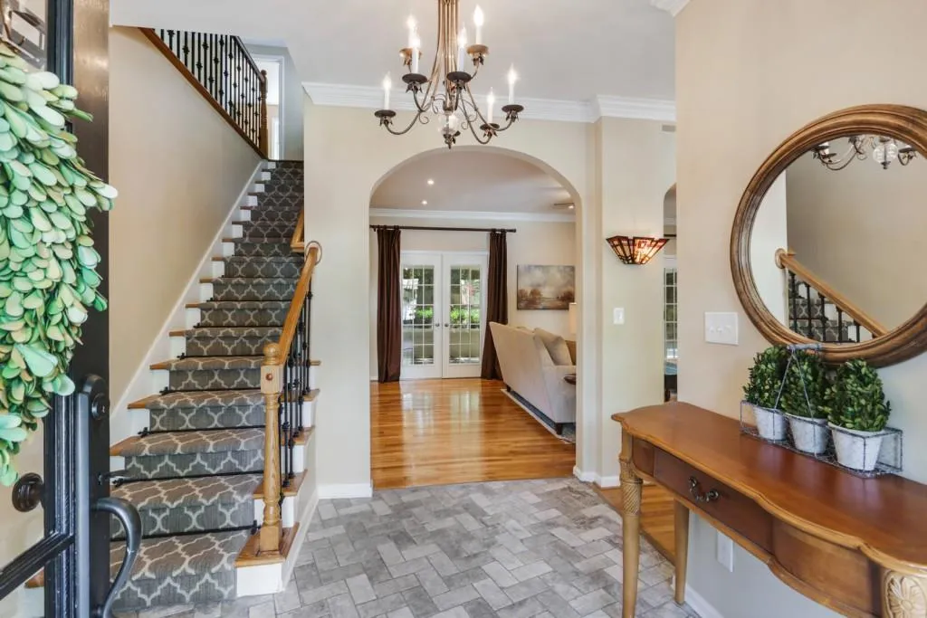 6495 Long Island Drive Nw, Atlanta, Georgia 30328, 4 Bedrooms Bedrooms, ,3 BathroomsBathrooms,Residential,Sold,6495 Long Island Drive Nw,6599135