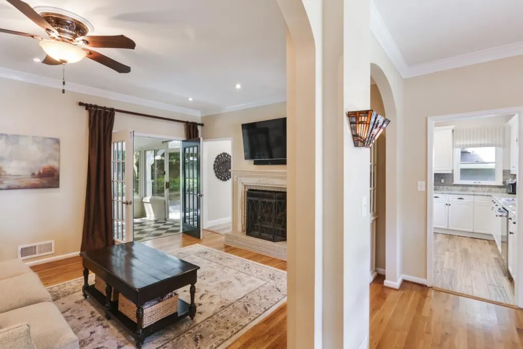 6495 Long Island Drive Nw, Atlanta, Georgia 30328, 4 Bedrooms Bedrooms, ,3 BathroomsBathrooms,Residential,Sold,6495 Long Island Drive Nw,6599135