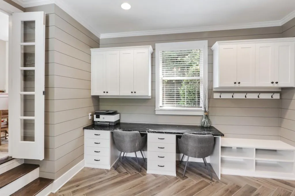 6495 Long Island Drive Nw, Atlanta, Georgia 30328, 4 Bedrooms Bedrooms, ,3 BathroomsBathrooms,Residential,Sold,6495 Long Island Drive Nw,6599135