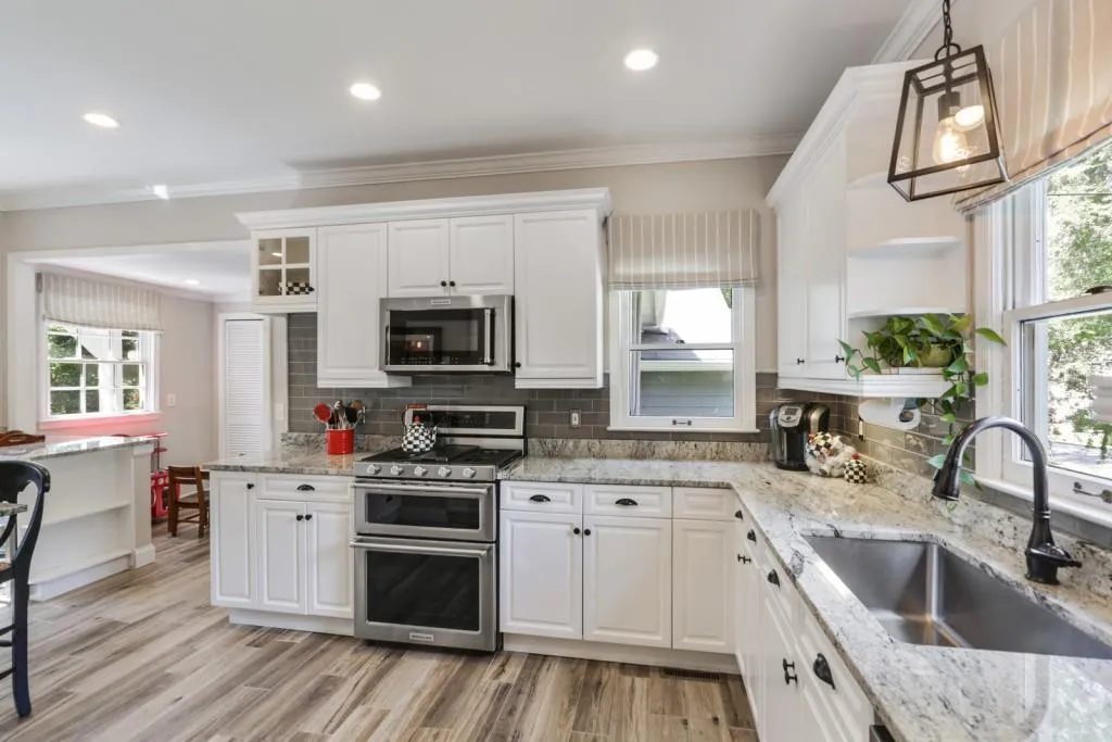 6495 Long Island Drive Nw, Atlanta, Georgia 30328, 4 Bedrooms Bedrooms, ,3 BathroomsBathrooms,Residential,Sold,6495 Long Island Drive Nw,6599135