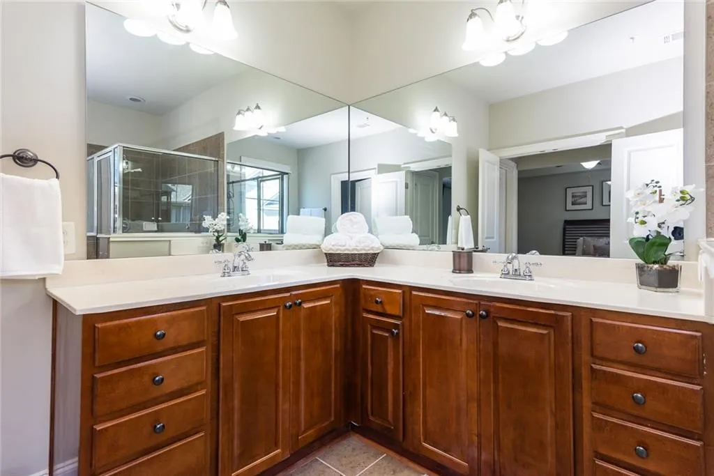 6461 Chariot Street Unit 34, Sandy Springs, Georgia 30328, 3 Bedrooms Bedrooms, ,3 BathroomsBathrooms,Residential,Sold,6461 Chariot Street Unit 34,6798666