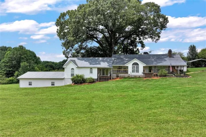 6009 Holly Springs Road, Pendergrass, Georgia 30567
