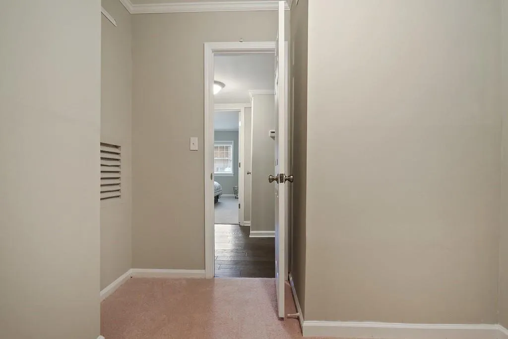 6520 Roswell Road Unit 99, Sandy Springs, Georgia 30328, 2 Bedrooms Bedrooms, ,2 BathroomsBathrooms,Residential,Sold,6520 Roswell Road Unit 99,6517156
