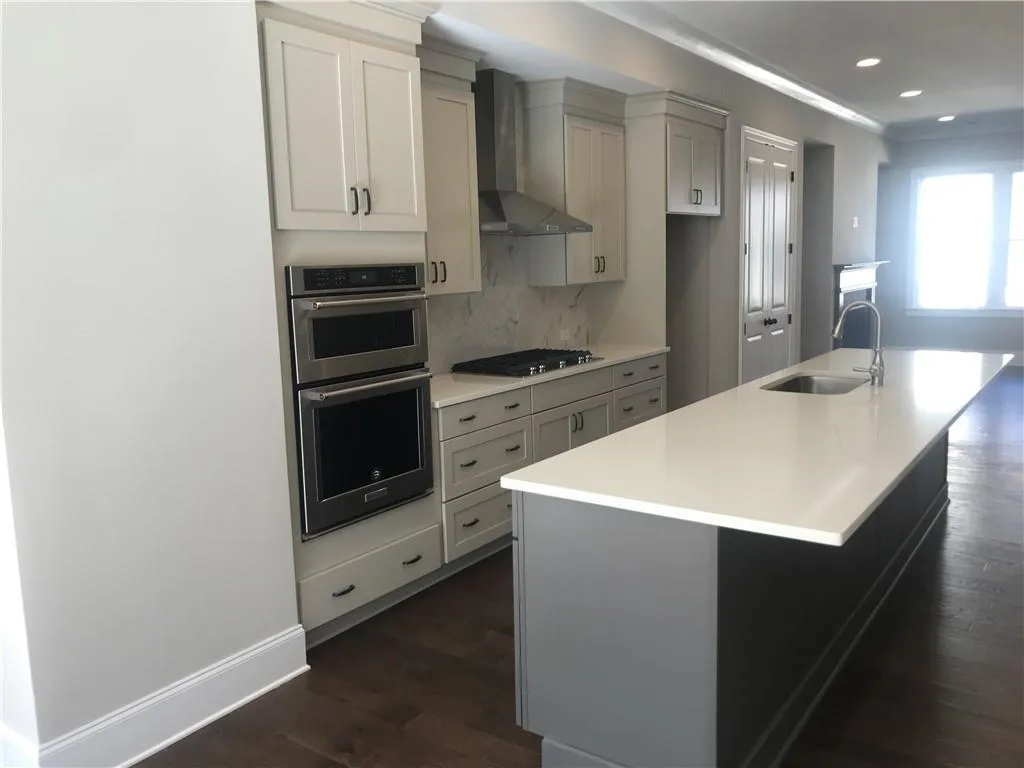 6588 Aria Village Drive Unit 635, Sandy Springs, Georgia 30328, 3 Bedrooms Bedrooms, ,3 BathroomsBathrooms,Residential,Sold,6588 Aria Village Drive Unit 635,6637594