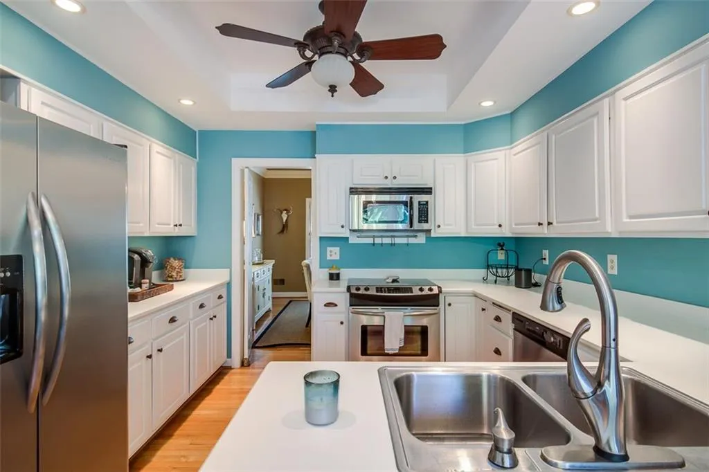 23 Vernon Glen Court, Atlanta, Georgia 30338, 3 Bedrooms Bedrooms, ,3 BathroomsBathrooms,Residential,Sold,23 Vernon Glen Court,6024090