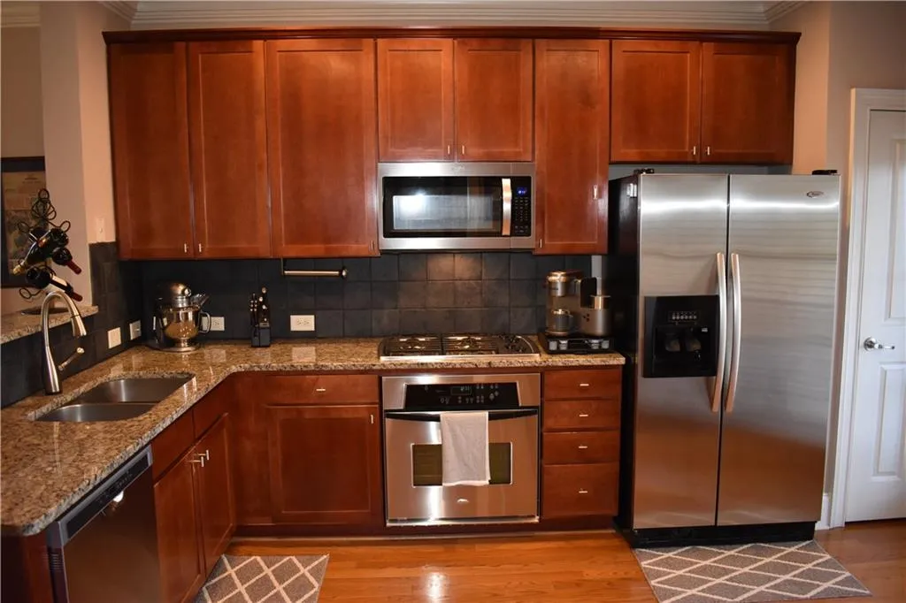 751 Berrydale Drive Unit 41, Atlanta, Georgia 30328, 2 Bedrooms Bedrooms, ,2 BathroomsBathrooms,Residential,Sold,751 Berrydale Drive Unit 41,6837134