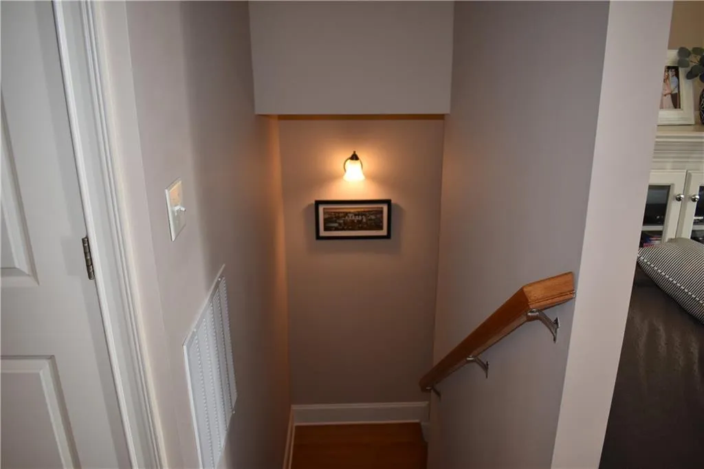 751 Berrydale Drive Unit 41, Atlanta, Georgia 30328, 2 Bedrooms Bedrooms, ,2 BathroomsBathrooms,Residential,Sold,751 Berrydale Drive Unit 41,6837134