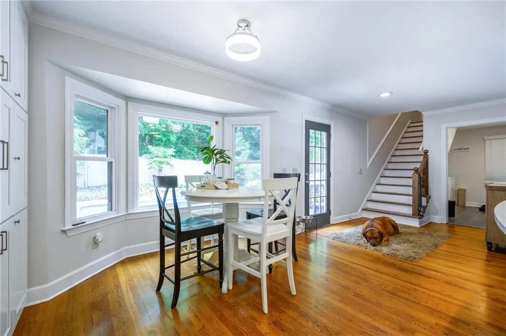 720 Mabry Road, Sandy Springs, Georgia 30328, 5 Bedrooms Bedrooms, ,4 BathroomsBathrooms,Residential,Sold,720 Mabry Road,6883030