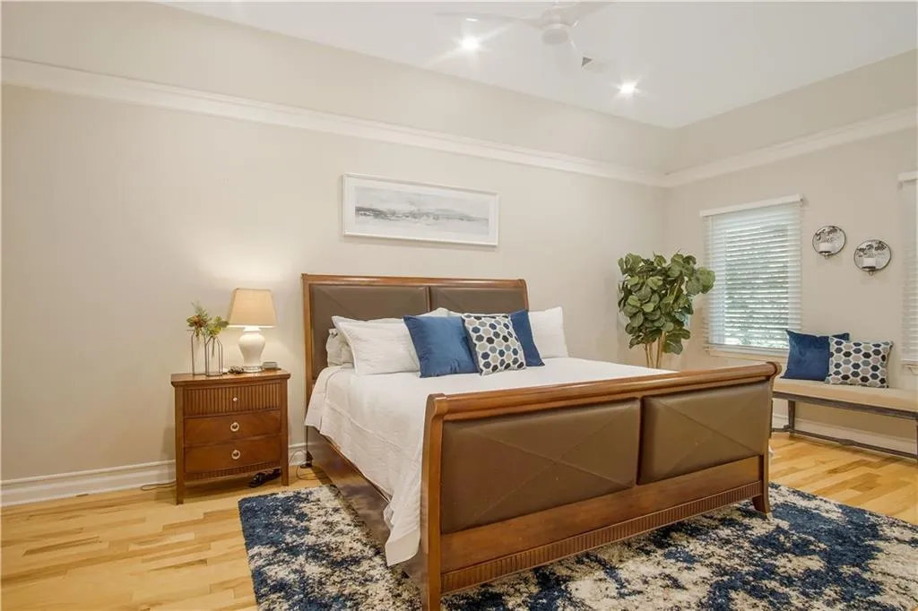720 Mabry Road, Sandy Springs, Georgia 30328, 5 Bedrooms Bedrooms, ,4 BathroomsBathrooms,Residential,Sold,720 Mabry Road,6883030