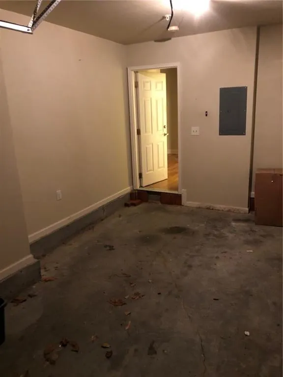 287 Le Gran Bend, Sandy Springs, Georgia 30328, 2 Bedrooms Bedrooms, ,2 BathroomsBathrooms,Residential,Sold,287 Le Gran Bend,6908202