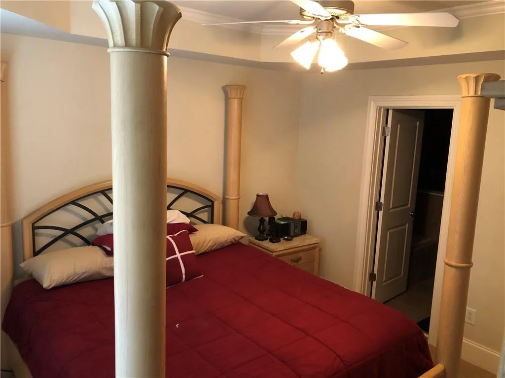 287 Le Gran Bend, Sandy Springs, Georgia 30328, 2 Bedrooms Bedrooms, ,2 BathroomsBathrooms,Residential,Sold,287 Le Gran Bend,6908202