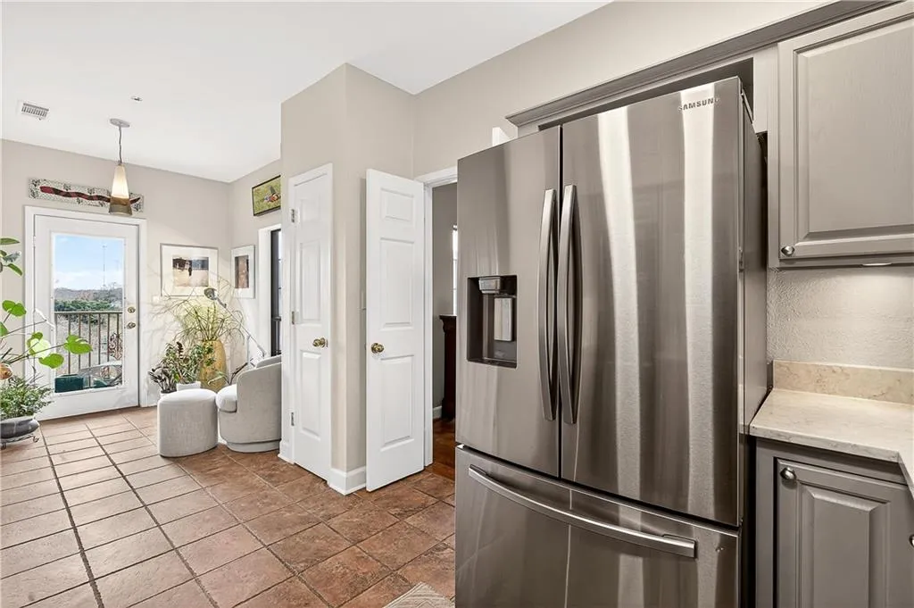 2865 Lenox Road Ne Unit 503, Atlanta, Georgia 30324, 2 Bedrooms Bedrooms, 0 ,2 BathroomsBathrooms,Residential,For Sale,2865 Lenox Road Ne Unit 503,7701816