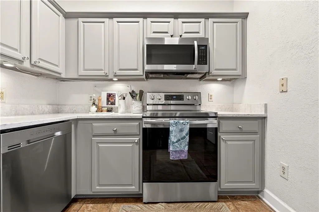 2865 Lenox Road Ne Unit 503, Atlanta, Georgia 30324, 2 Bedrooms Bedrooms, 0 ,2 BathroomsBathrooms,Residential,For Sale,2865 Lenox Road Ne Unit 503,7701816