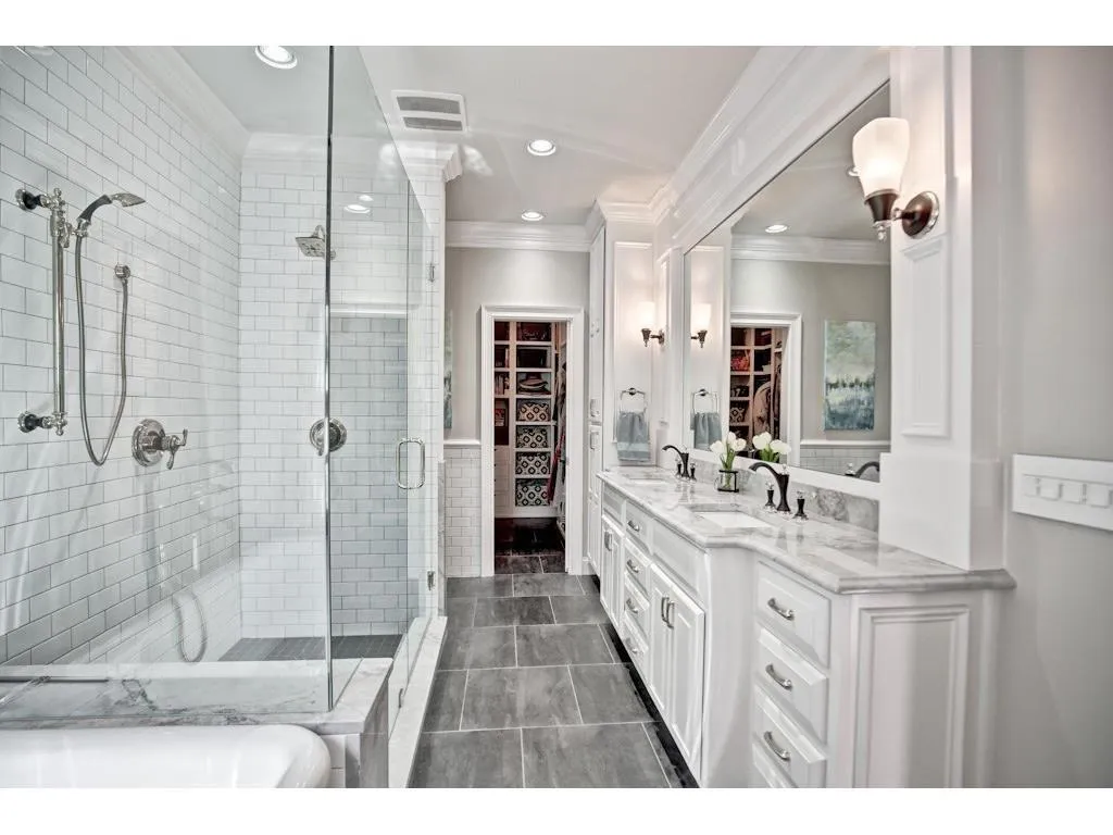 34 Ridgemere Trace, Sandy Springs, Georgia 30328, 6 Bedrooms Bedrooms, ,3 BathroomsBathrooms,Residential,Sold,34 Ridgemere Trace,5913214