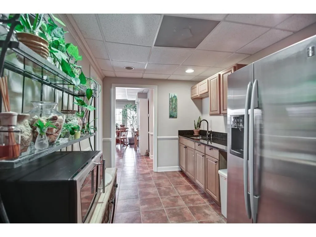 34 Ridgemere Trace, Sandy Springs, Georgia 30328, 6 Bedrooms Bedrooms, ,3 BathroomsBathrooms,Residential,Sold,34 Ridgemere Trace,5913214