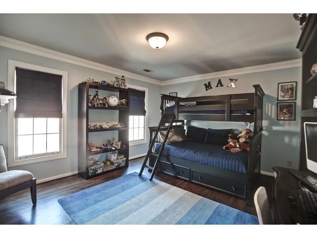 34 Ridgemere Trace, Sandy Springs, Georgia 30328, 6 Bedrooms Bedrooms, ,3 BathroomsBathrooms,Residential,Sold,34 Ridgemere Trace,5913214