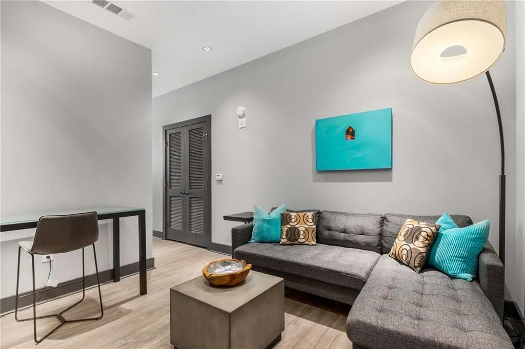 ON SITE GUEST SUITE