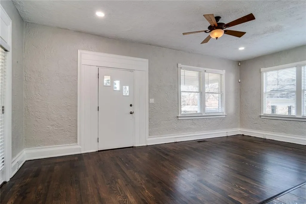 1120 Standard Drive Ne, Atlanta, Georgia 30319, 3 Bedrooms Bedrooms, ,2 BathroomsBathrooms,Residential,For Sale,1120 Standard Drive Ne,7615866