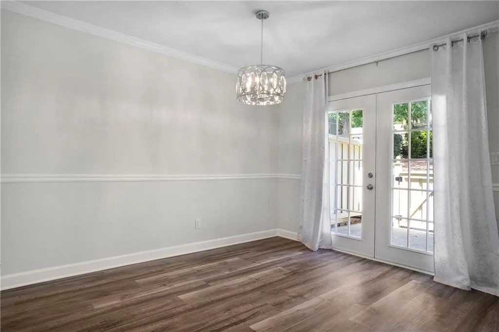 6900 Roswell Road Ne Unit F2, Atlanta, Georgia 30328, 2 Bedrooms Bedrooms, ,2 BathroomsBathrooms,Residential,Sold,6900 Roswell Road Ne Unit F2,7045124