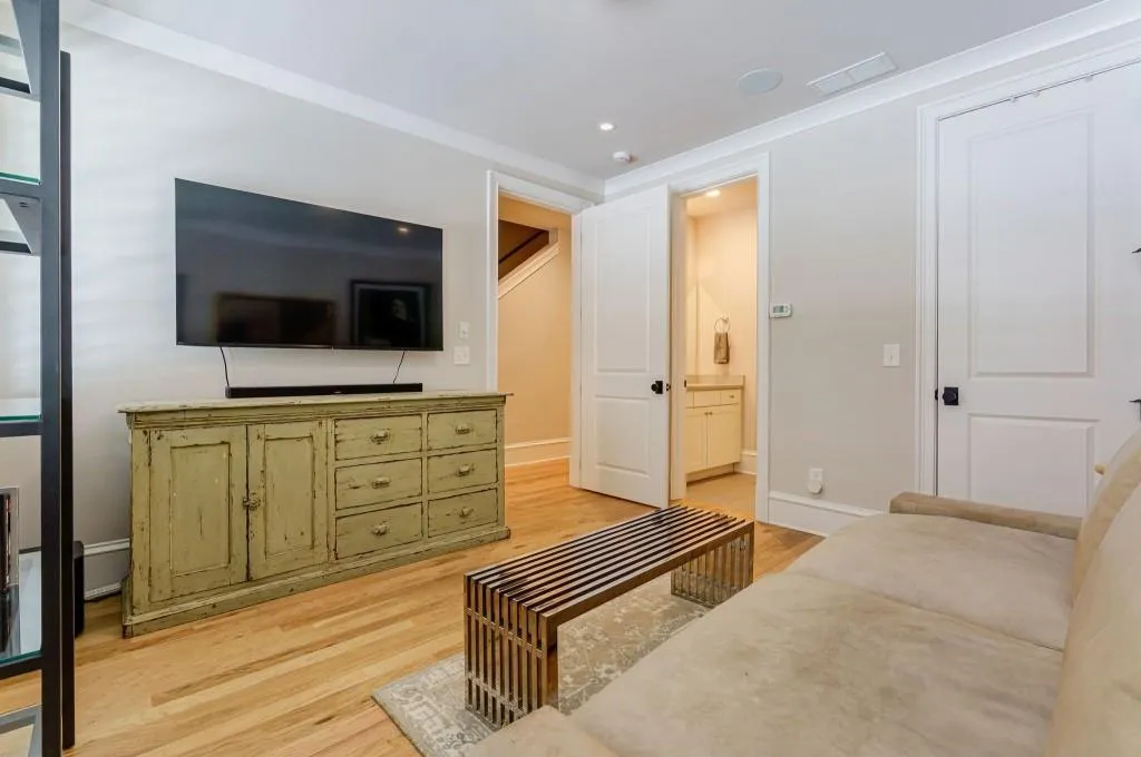 328 Stonemont Drive, Atlanta, Georgia 30305, 3 Bedrooms Bedrooms, ,3 BathroomsBathrooms,Residential,For Sale,328 Stonemont Drive,7606834
