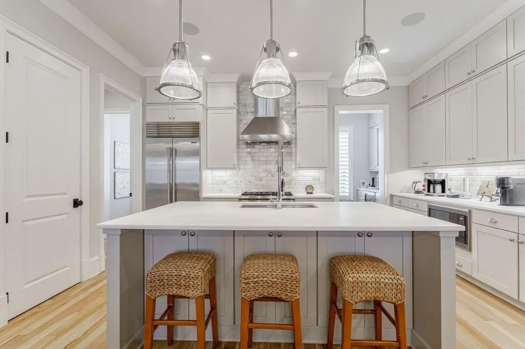 328 Stonemont Drive, Atlanta, Georgia 30305, 3 Bedrooms Bedrooms, ,3 BathroomsBathrooms,Residential,For Sale,328 Stonemont Drive,7606834