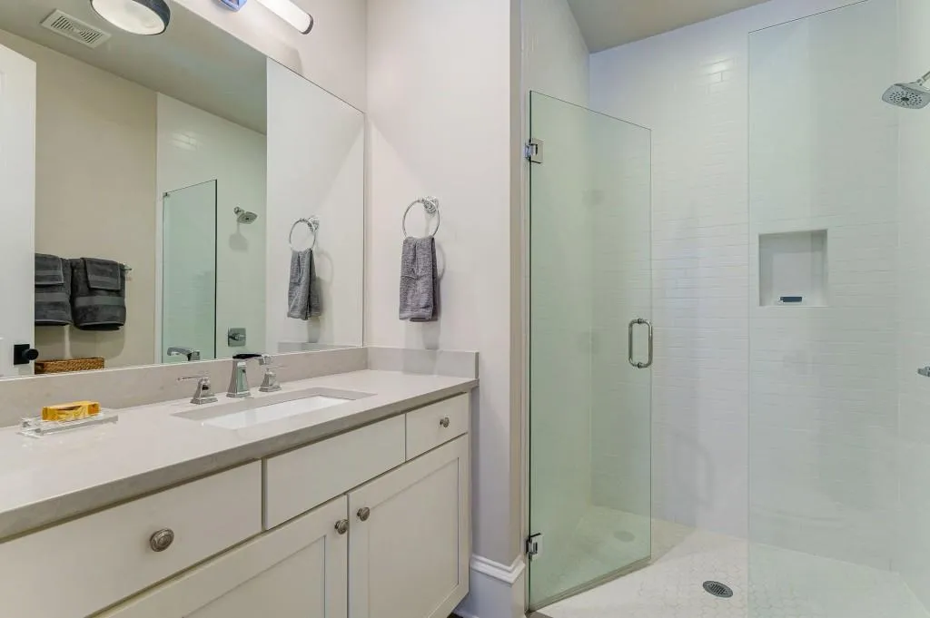 328 Stonemont Drive, Atlanta, Georgia 30305, 3 Bedrooms Bedrooms, ,3 BathroomsBathrooms,Residential,For Sale,328 Stonemont Drive,7606834