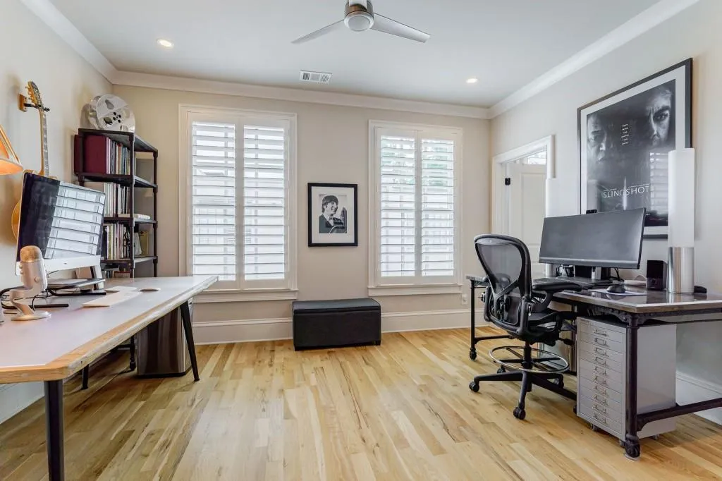 328 Stonemont Drive, Atlanta, Georgia 30305, 3 Bedrooms Bedrooms, ,3 BathroomsBathrooms,Residential,For Sale,328 Stonemont Drive,7606834
