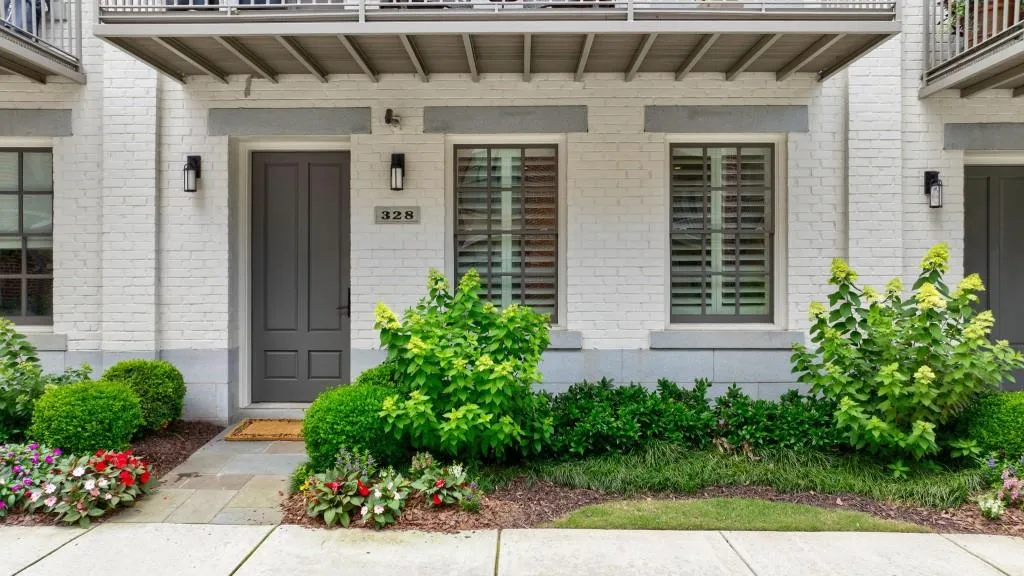 328 Stonemont Drive, Atlanta, Georgia 30305, 3 Bedrooms Bedrooms, ,3 BathroomsBathrooms,Residential,For Sale,328 Stonemont Drive,7606834