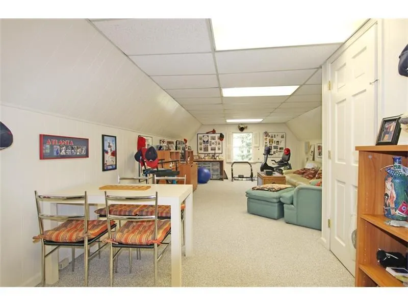 455 Cambridge Way, Atlanta, Georgia 30328, 4 Bedrooms Bedrooms, ,3 BathroomsBathrooms,Residential,Sold,455 Cambridge Way,5728136