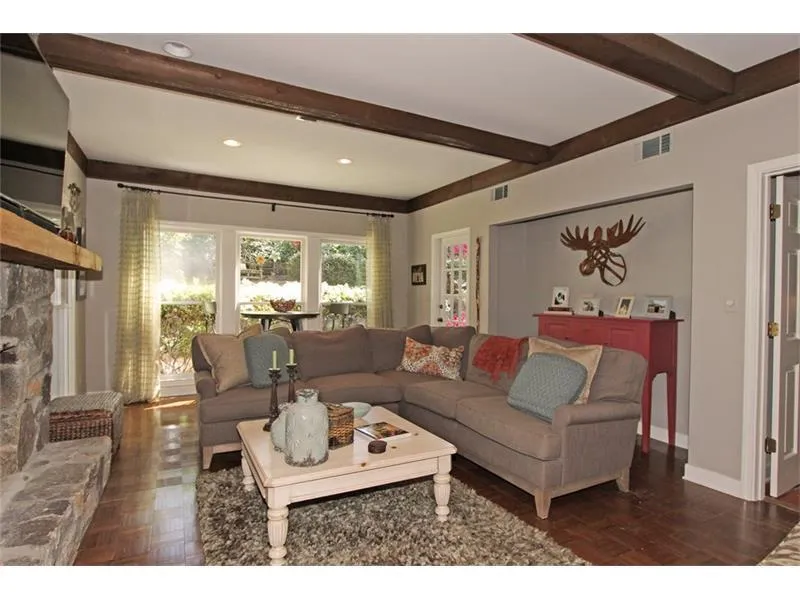 455 Cambridge Way, Atlanta, Georgia 30328, 4 Bedrooms Bedrooms, ,3 BathroomsBathrooms,Residential,Sold,455 Cambridge Way,5728136