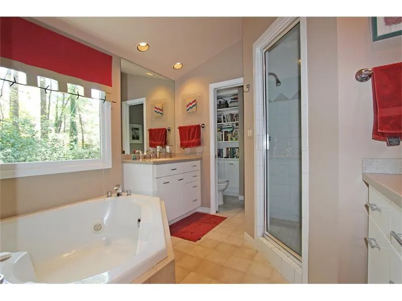 455 Cambridge Way, Atlanta, Georgia 30328, 4 Bedrooms Bedrooms, ,3 BathroomsBathrooms,Residential,Sold,455 Cambridge Way,5728136