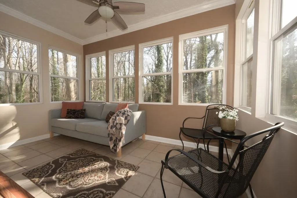 5141 Roswell Road, Atlanta, Georgia 30342, 2 Bedrooms Bedrooms, ,1 BathroomBathrooms,Residential,Sold,5141 Roswell Road,6665411