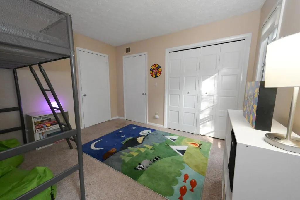 5141 Roswell Road, Atlanta, Georgia 30342, 2 Bedrooms Bedrooms, ,1 BathroomBathrooms,Residential,Sold,5141 Roswell Road,6665411