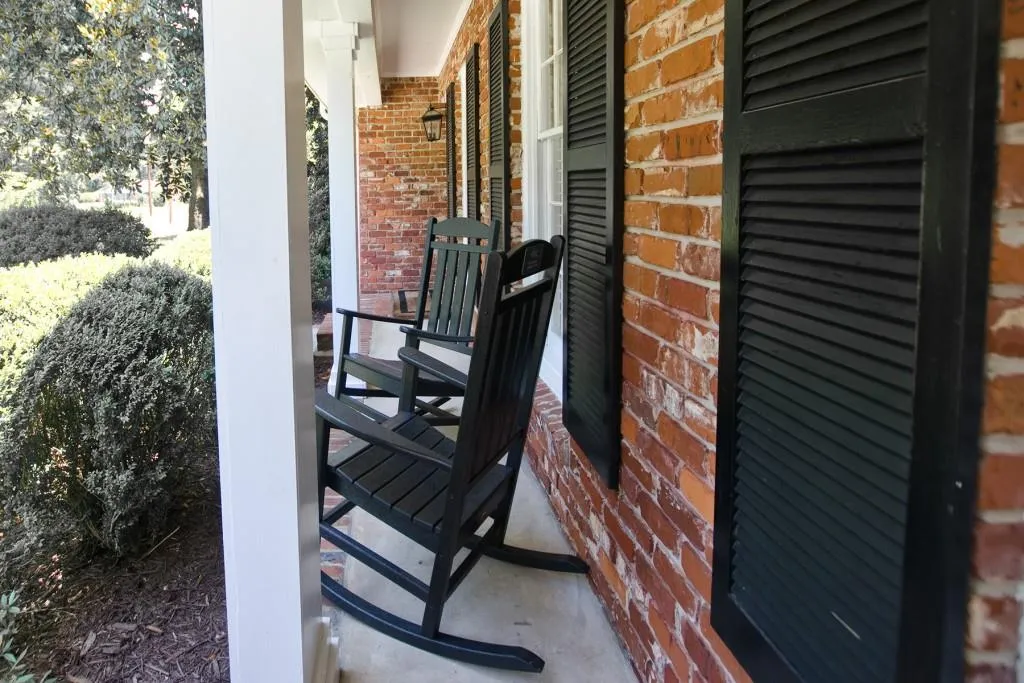 495 Pine Forest Road, Atlanta, Georgia 30342, 4 Bedrooms Bedrooms, ,3 BathroomsBathrooms,Residential,Sold,495 Pine Forest Road,7071551