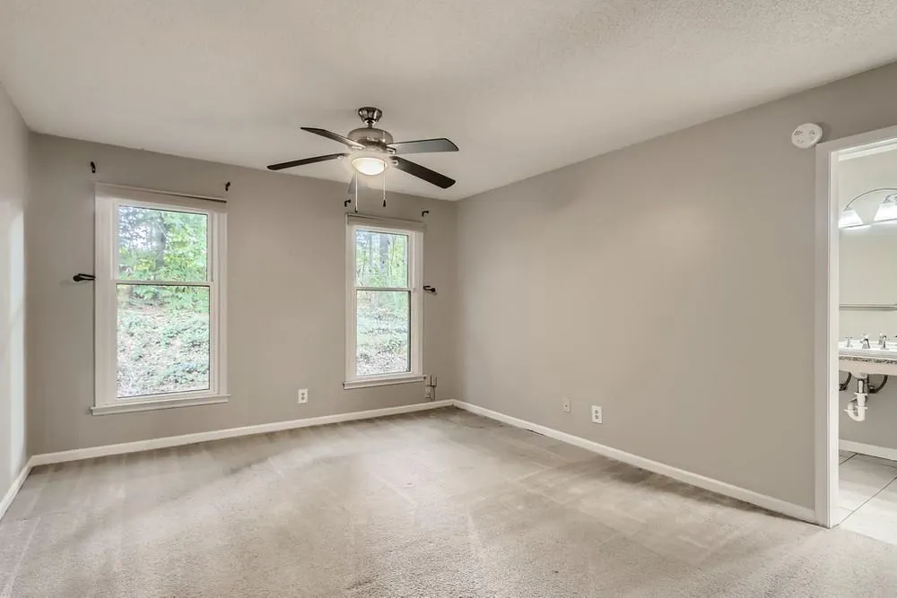 505 Garden Court, Sandy Springs, Georgia 30328, 3 Bedrooms Bedrooms, ,2 BathroomsBathrooms,Residential,Sold,505 Garden Court,6951320