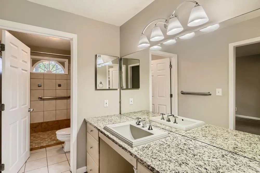 505 Garden Court, Sandy Springs, Georgia 30328, 3 Bedrooms Bedrooms, ,2 BathroomsBathrooms,Residential,Sold,505 Garden Court,6951320