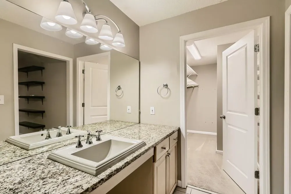 505 Garden Court, Sandy Springs, Georgia 30328, 3 Bedrooms Bedrooms, ,2 BathroomsBathrooms,Residential,Sold,505 Garden Court,6951320