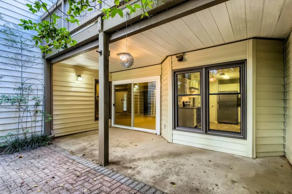 505 Garden Court, Sandy Springs, Georgia 30328, 3 Bedrooms Bedrooms, ,2 BathroomsBathrooms,Residential,Sold,505 Garden Court,6951320