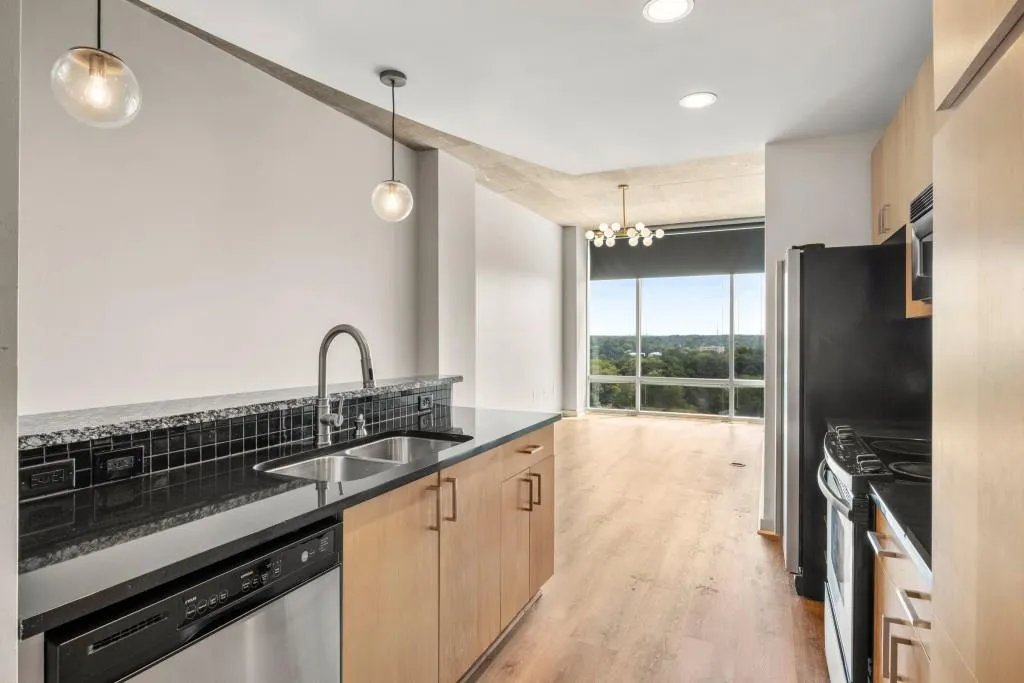 943 Peachtree Street Ne Unit 1217, Atlanta, Georgia 30309, 1 Bedroom Bedrooms, ,1 BathroomBathrooms,Residential,For Sale,943 Peachtree Street Ne Unit 1217,7630891