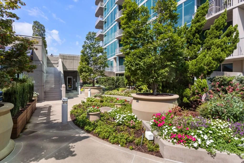 943 Peachtree Street Ne Unit 1217, Atlanta, Georgia 30309, 1 Bedroom Bedrooms, ,1 BathroomBathrooms,Residential,For Sale,943 Peachtree Street Ne Unit 1217,7630891