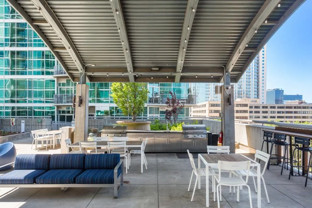 943 Peachtree Street Ne Unit 1217, Atlanta, Georgia 30309, 1 Bedroom Bedrooms, ,1 BathroomBathrooms,Residential,For Sale,943 Peachtree Street Ne Unit 1217,7630891
