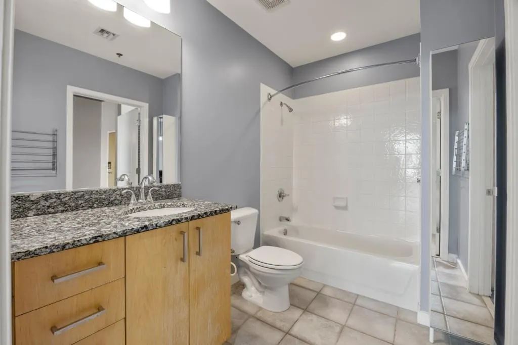 943 Peachtree Street Ne Unit 1217, Atlanta, Georgia 30309, 1 Bedroom Bedrooms, ,1 BathroomBathrooms,Residential,For Sale,943 Peachtree Street Ne Unit 1217,7630891