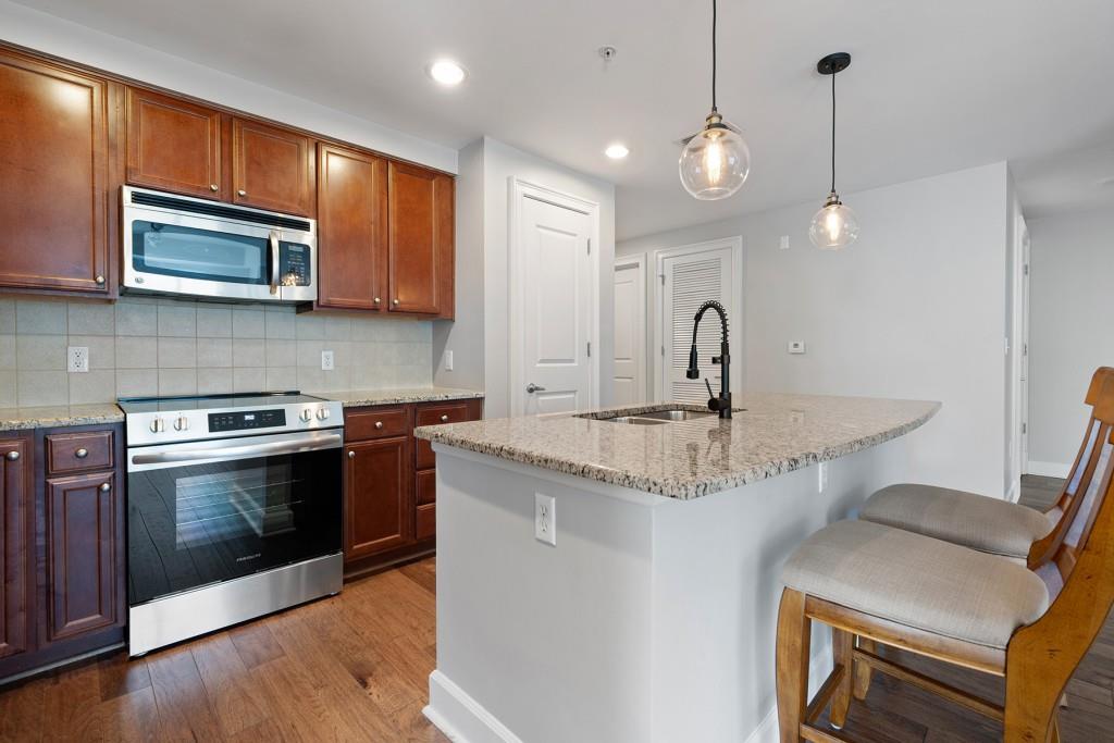 200 River Vista Drive NE Unit 630, Atlanta, Georgia 30339, 2 Bedrooms Bedrooms, ,2 BathroomsBathrooms,Residential,Sold,200 River Vista Drive NE Unit 630,7340451