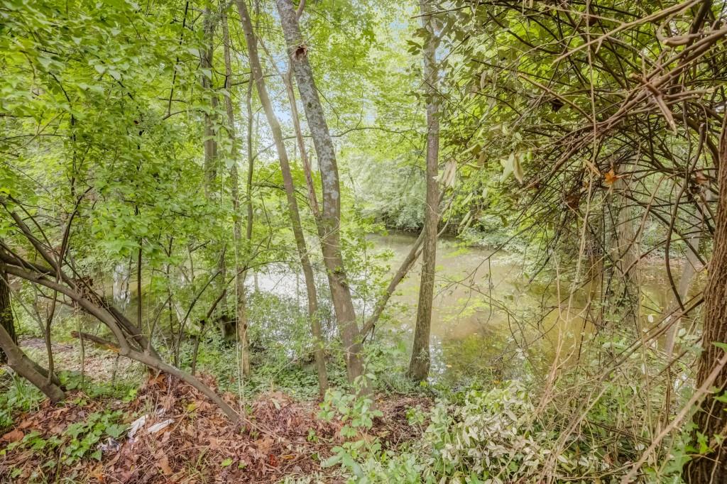 5815 Mitchell Road, Sandy Springs, Georgia 30328, 5 Bedrooms Bedrooms, ,4 BathroomsBathrooms,Residential,Sold,5815 Mitchell Road,7259513