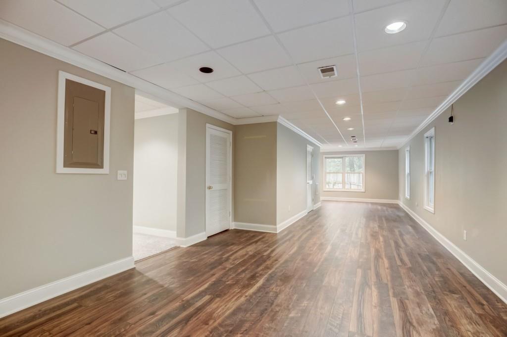 5815 Mitchell Road, Sandy Springs, Georgia 30328, 5 Bedrooms Bedrooms, ,4 BathroomsBathrooms,Residential,Sold,5815 Mitchell Road,7259513