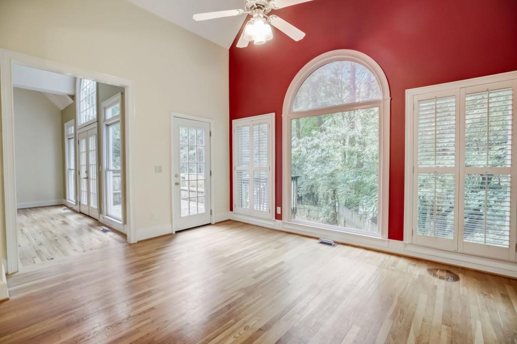 5815 Mitchell Road, Sandy Springs, Georgia 30328, 5 Bedrooms Bedrooms, ,4 BathroomsBathrooms,Residential,Sold,5815 Mitchell Road,7259513