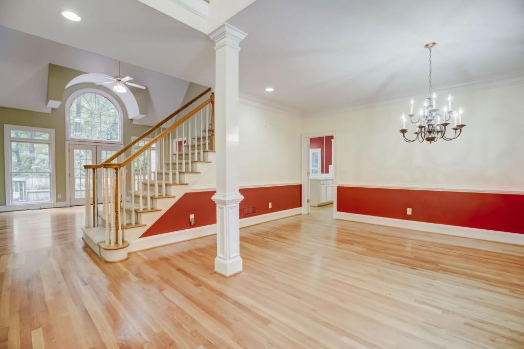 5815 Mitchell Road, Sandy Springs, Georgia 30328, 5 Bedrooms Bedrooms, ,4 BathroomsBathrooms,Residential,Sold,5815 Mitchell Road,7259513