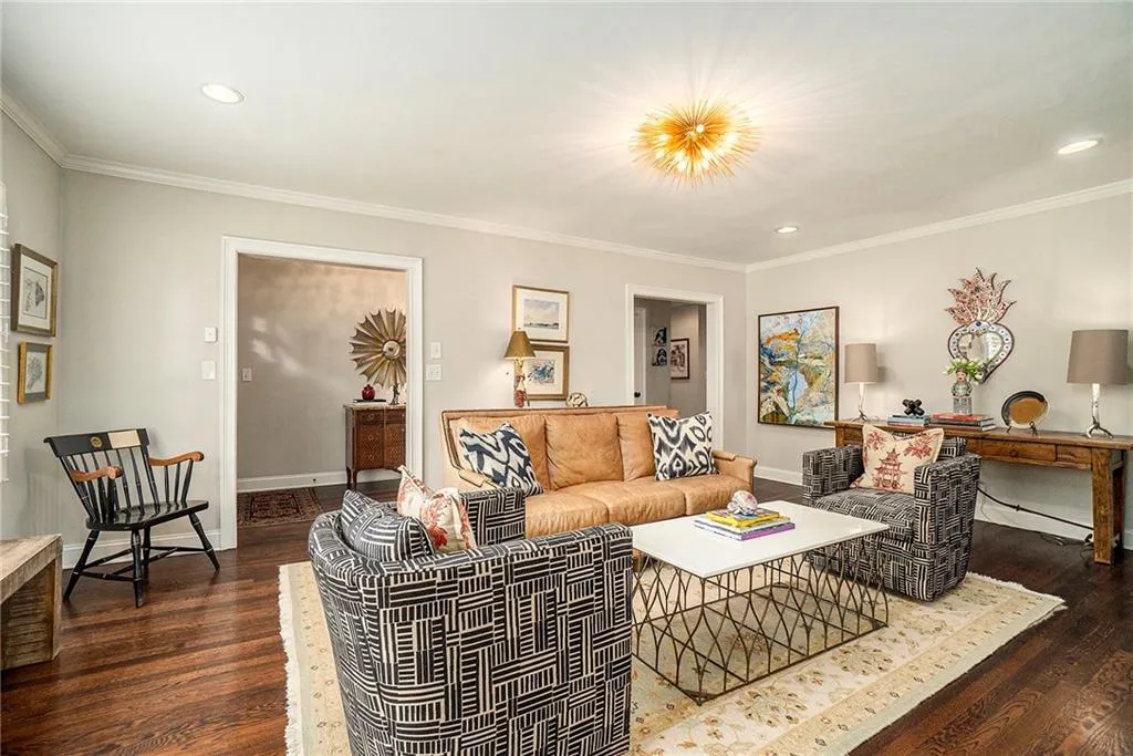 2707 Sharondale Drive Ne, Atlanta, Georgia 30305, 5 Bedrooms Bedrooms, ,5 BathroomsBathrooms,Residential,For Sale,2707 Sharondale Drive Ne,7653914
