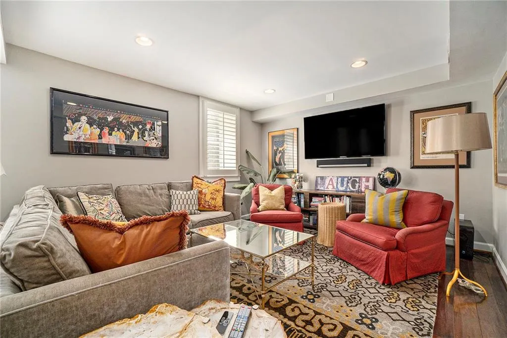 2707 Sharondale Drive Ne, Atlanta, Georgia 30305, 5 Bedrooms Bedrooms, ,5 BathroomsBathrooms,Residential,For Sale,2707 Sharondale Drive Ne,7653914