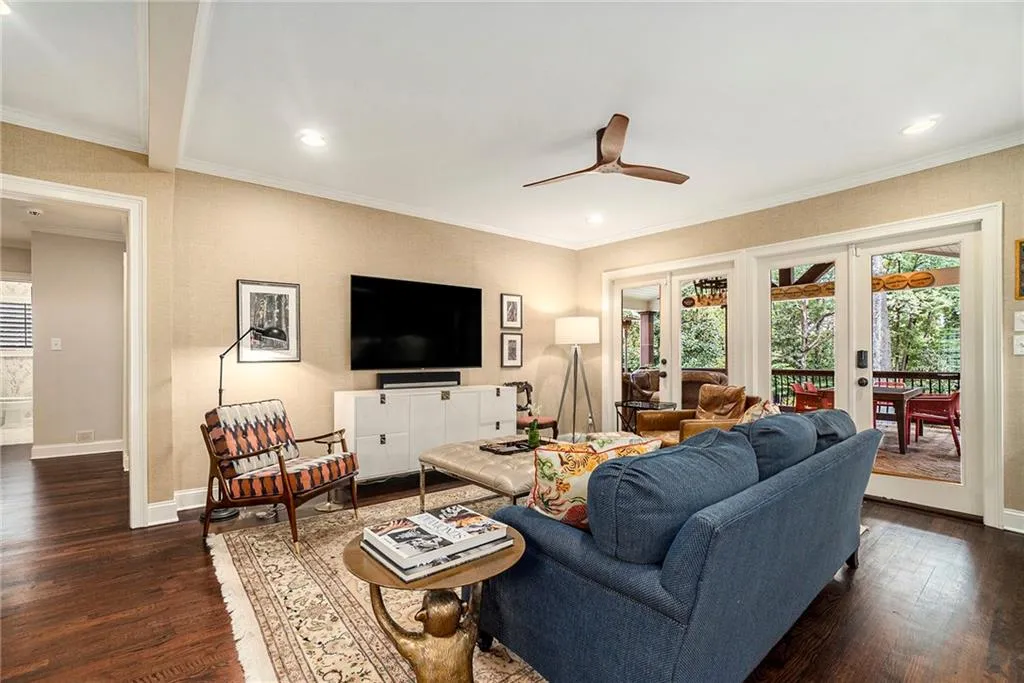 2707 Sharondale Drive Ne, Atlanta, Georgia 30305, 5 Bedrooms Bedrooms, ,5 BathroomsBathrooms,Residential,For Sale,2707 Sharondale Drive Ne,7653914